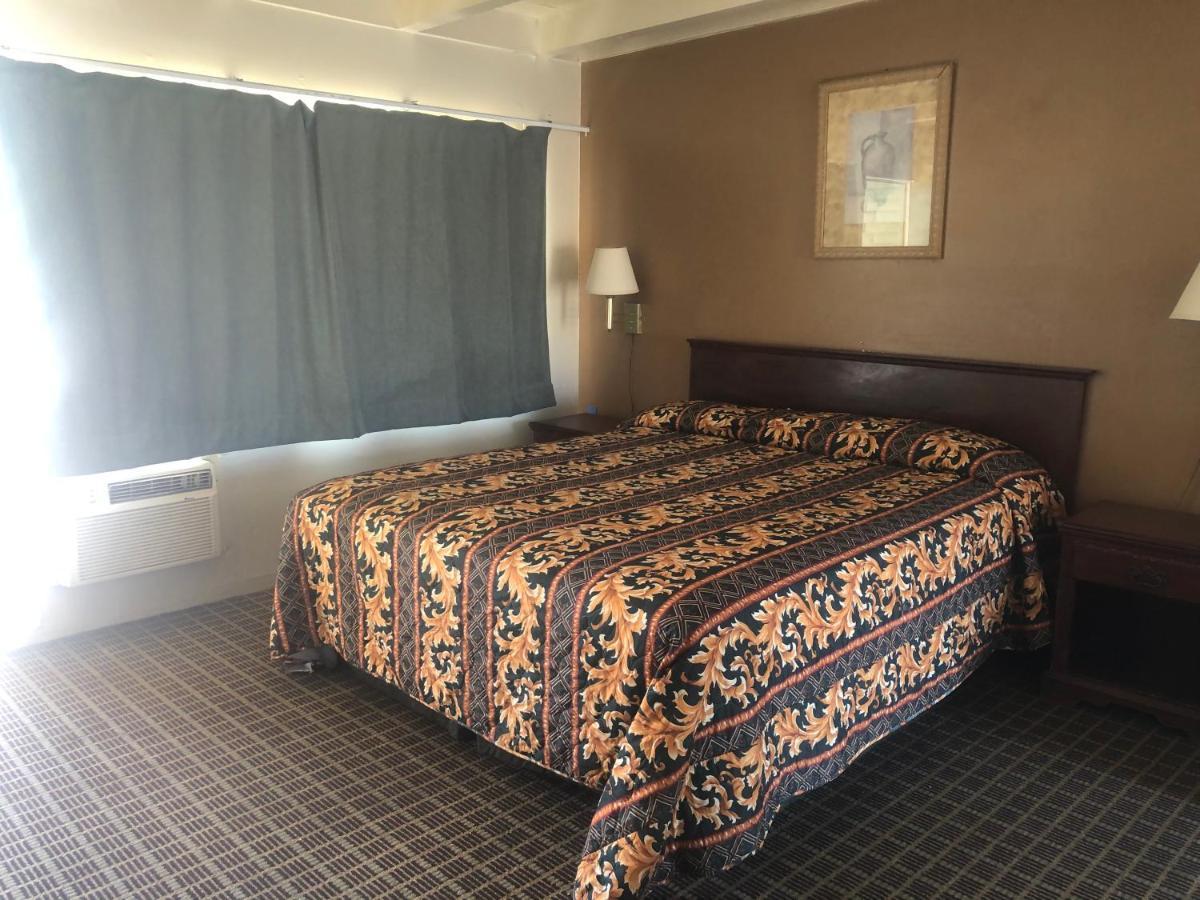 Palm Shadow Inn Motel 인디오 외부 사진